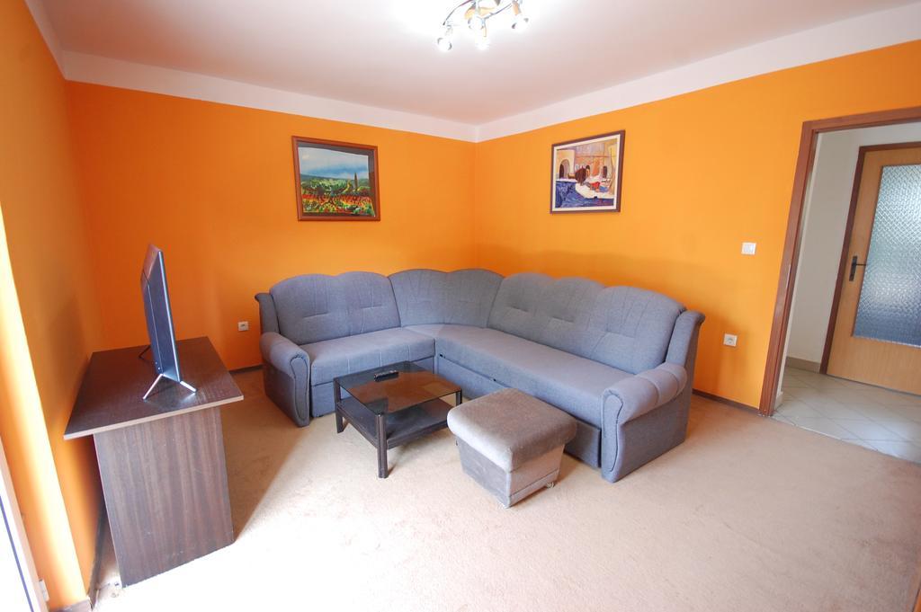 נייביצה Apartment Mladan By El-Pi Tours מראה חיצוני תמונה